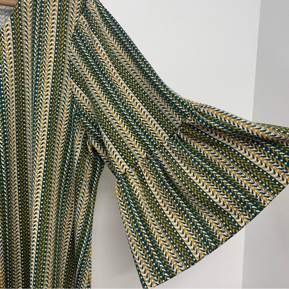 Chelsea Taylor Shift A Line Dress 2X  Geometric Green Ruffle Sleeve Below Knee O - Picture 3 of 9